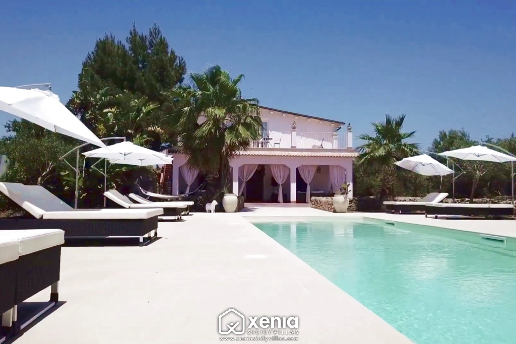 Villa Zaira